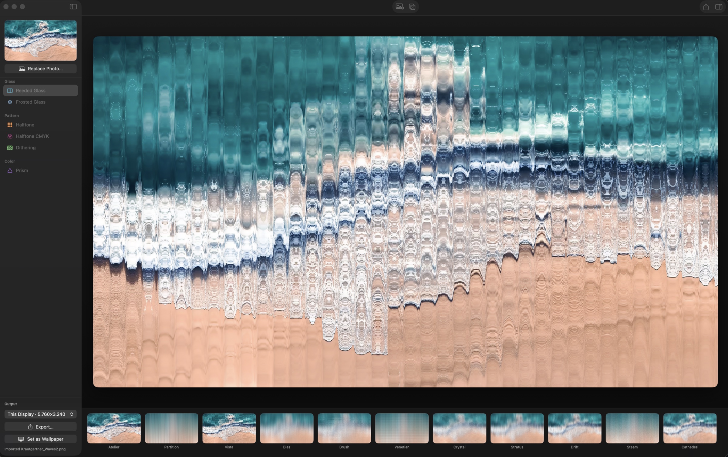 The Facet app on macOS: a beach photo transformed by the Reeded Glass effect, with the effect list and preset bar around the live preview.